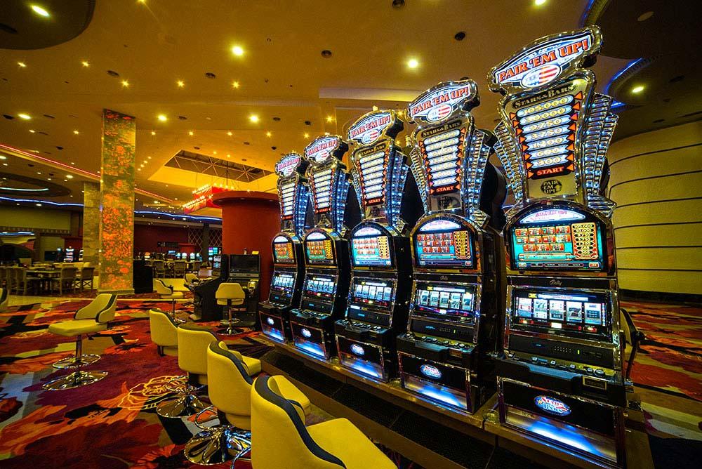 Jasmine Court Hotel & Casino Кирения Екстериор снимка