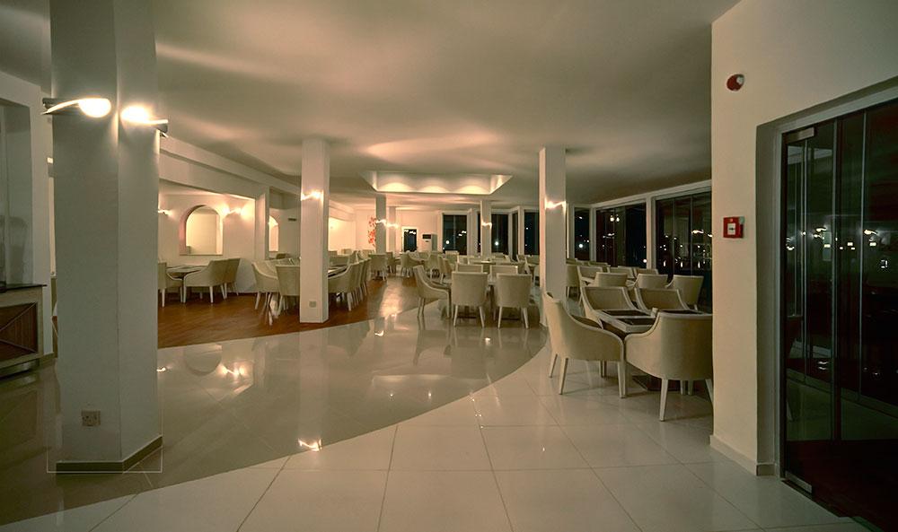 Jasmine Court Hotel & Casino Кирения Екстериор снимка